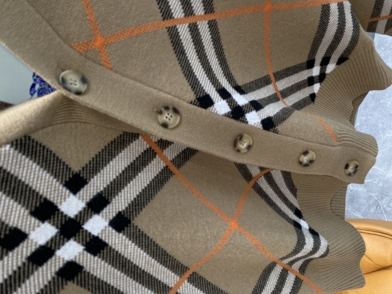 Bv*b*rry outwear